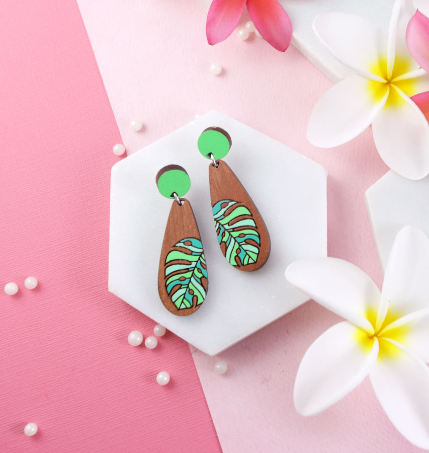 Short Monstera Leaf Earrings - Cherry